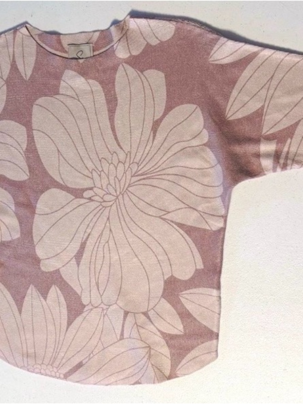 Sioni Dusty Pink Floral Crewneck Sweater